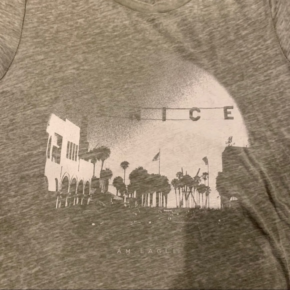 American eagle top size large - Picture 2 of 4